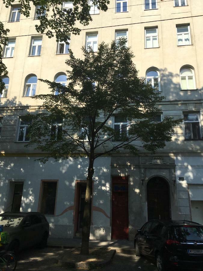 ruhige, ganze Wohnung SISSI in Zentrumsnähe Wien Exterior foto